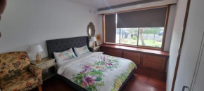 Entire 3 bed rooms unit -Rosy house 1